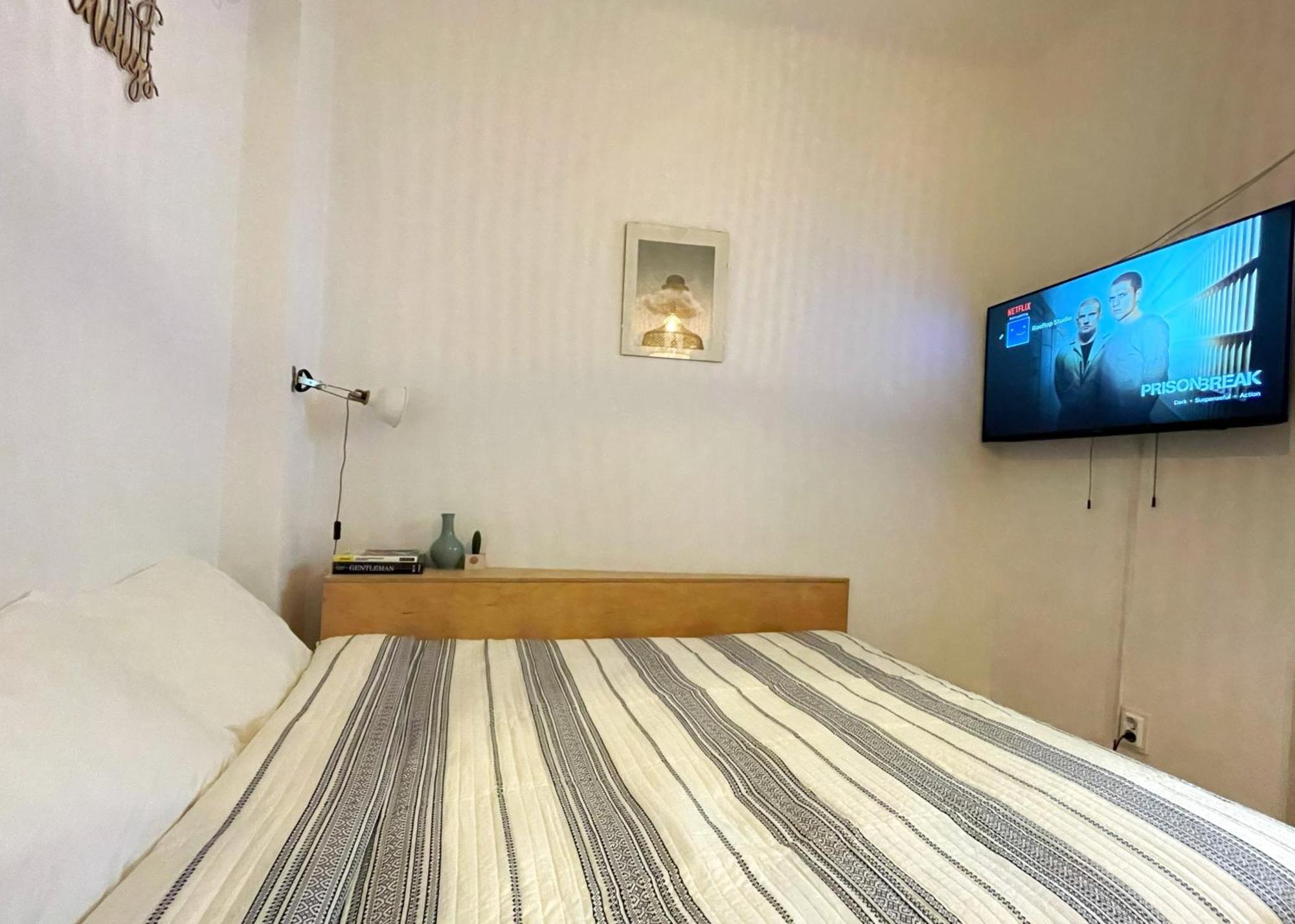 Rooftop Studio In The Heart Of Bucharest W Netflix 外观 照片